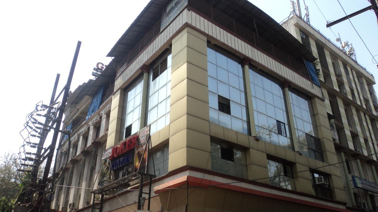 Girija Payyade Hotel Кальян Экстерьер фото