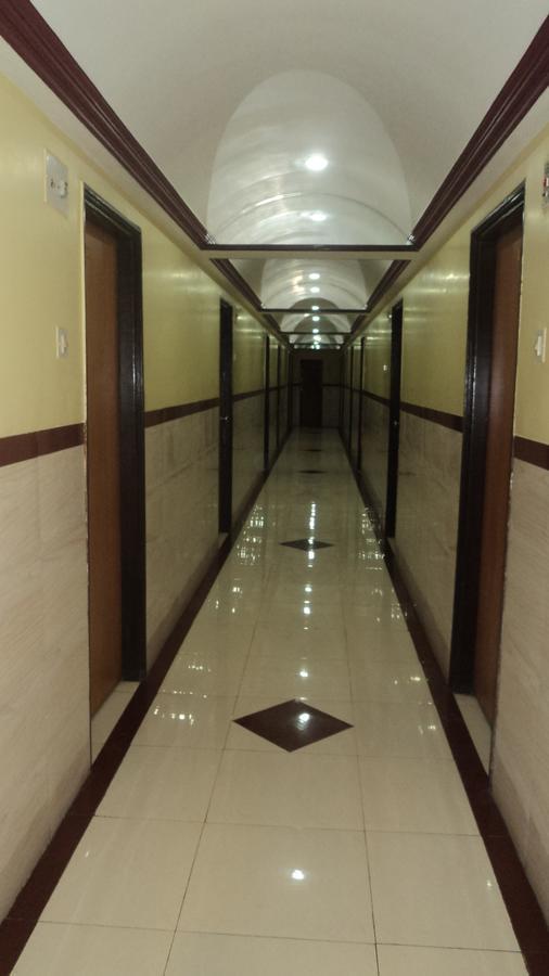 Girija Payyade Hotel Кальян Экстерьер фото